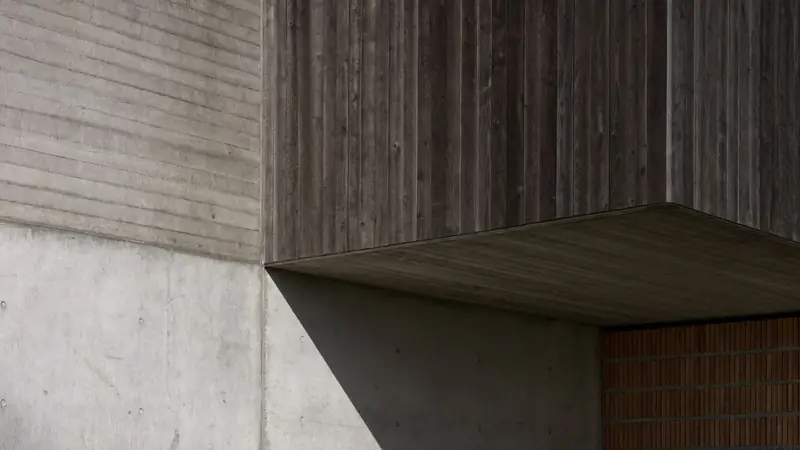 Lime and board-marked concrete, Casa Alvito